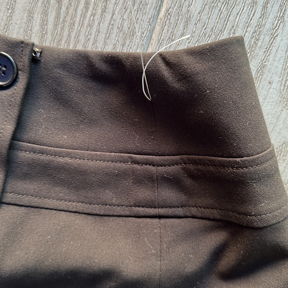 Woman’s Josephine Chaus Black skirt - Picture 2 of 4